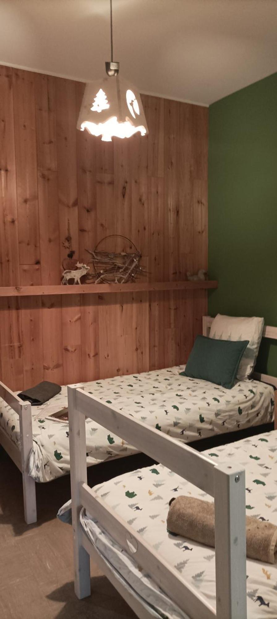 Artigues  Le Sapin Rouge - Restaurant - Bar - Chambres D'Hotes מראה חיצוני תמונה